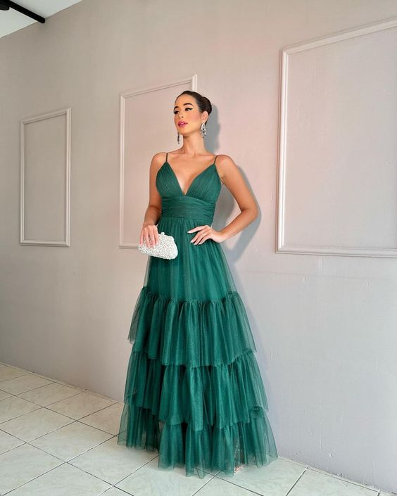 Elegant A-line V Neck Tulle Tiered Prom Dress,Formal Graduation Dresses Y5590
