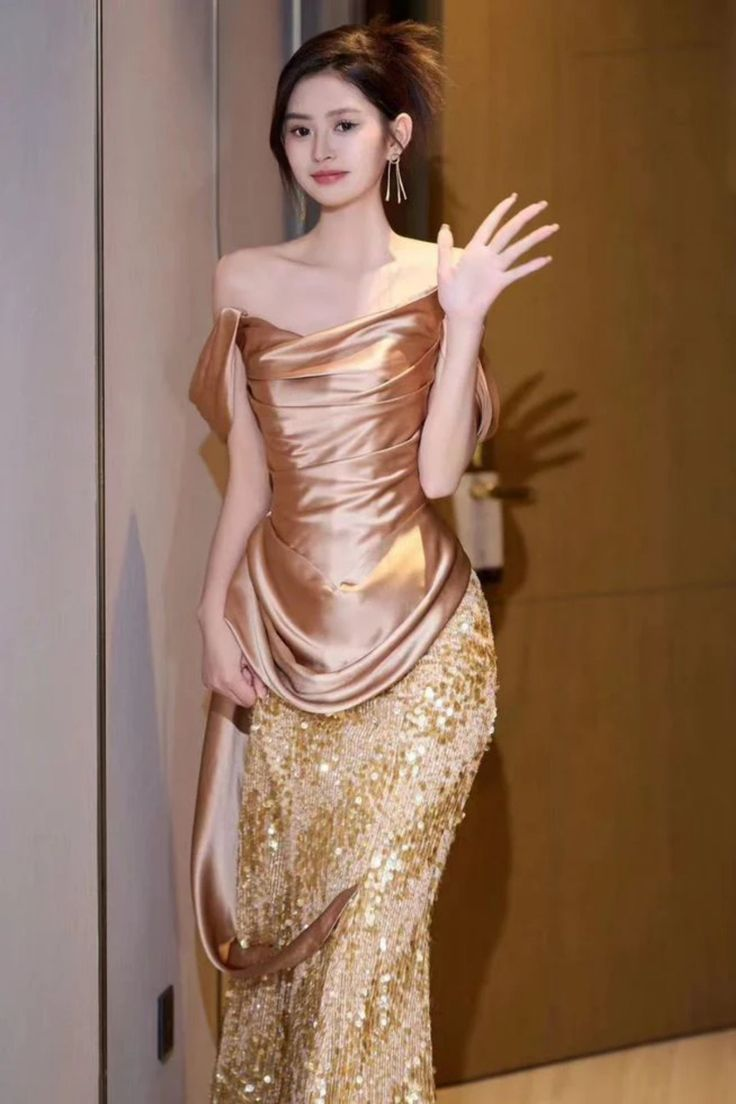 Elegant Gold Satin Sequin Strapless Mermaid Evening Dress Sparkly Prom Dress Y8716
