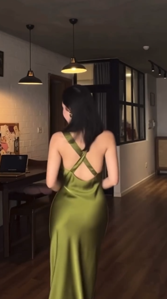 Elegant Green V Neck Satin Mermaid Long Wedding Guest Dress Formal Prom Dress Evening Dress SP1394