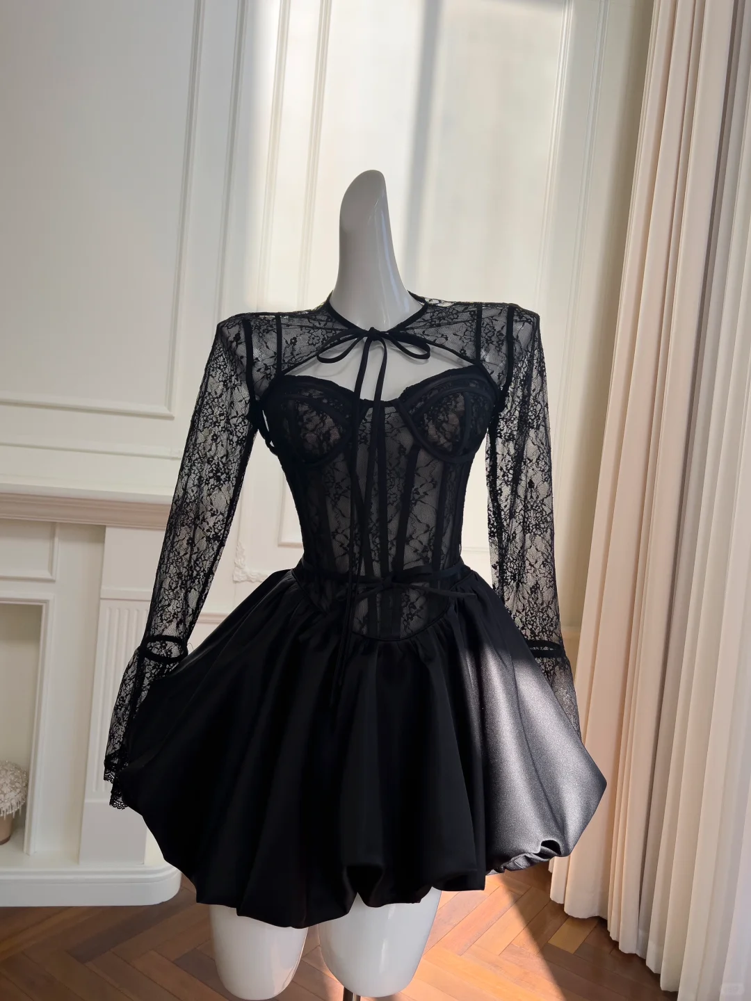 Sexy Black Lace Satin A Line Homecoming Dress,Short Prom Dress Y8590