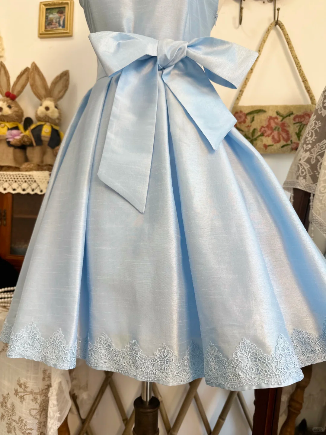 Simple Blue Satin Lace A Line Short Birthday Outfits Formal Homecoming Dress Y9475