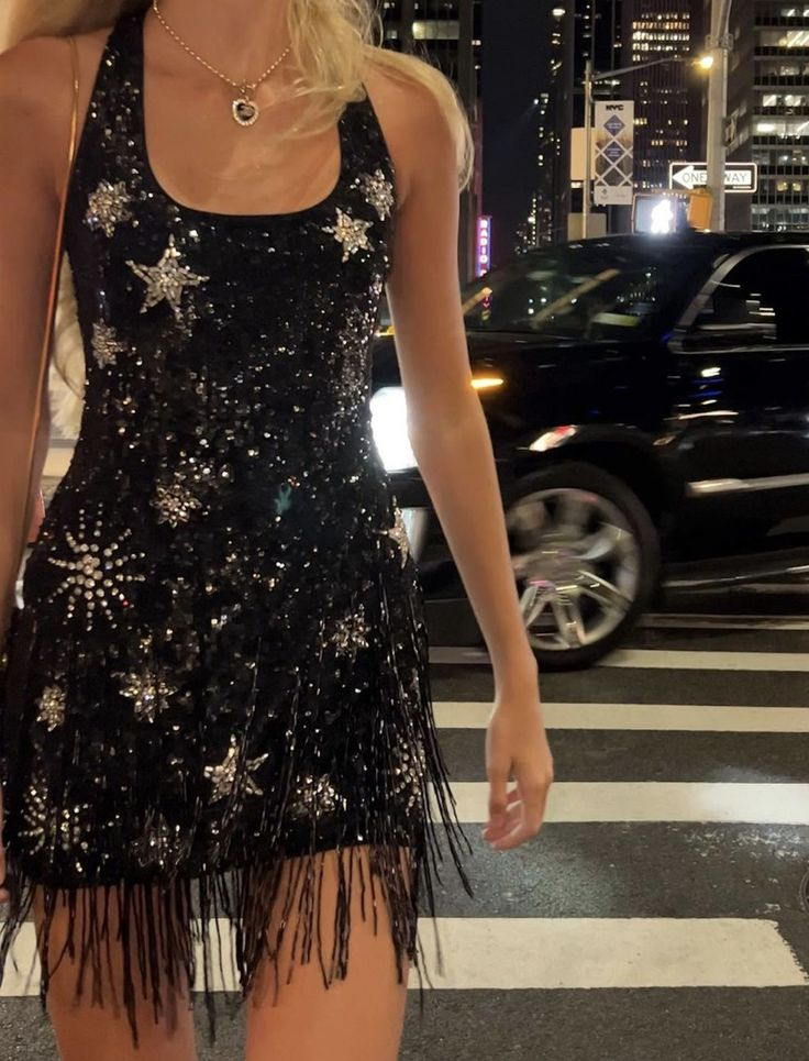 Sparkly Black Halter Sequin Beaded Cocktail Dress Short Sheath Birthday Outfits Homecoming Dress Y8938
