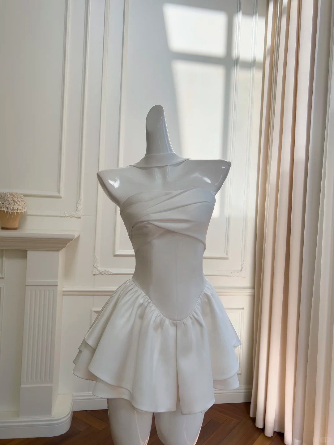 Simple White Strapless Satin A Line Mini party Dress Homecoming Dress Y8587