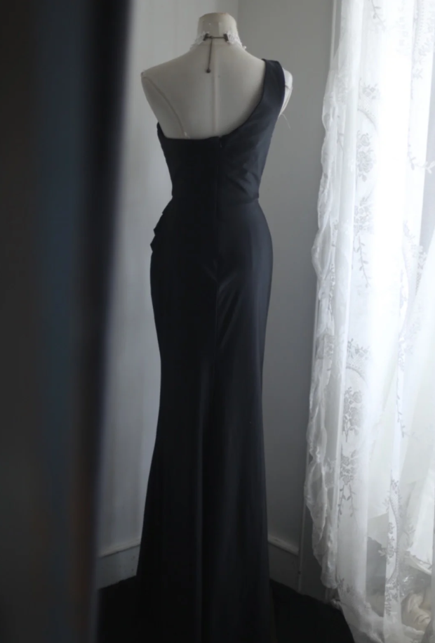 Classic Black One Shoulder Satin Mermaid Long Wedding Guest Dress Formal Evening Dress SP1235