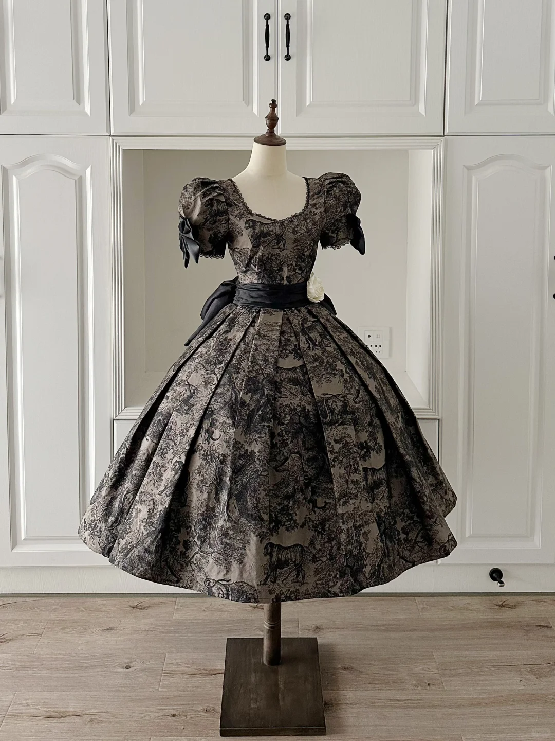 Unique Satin Print Floral Midi A Line Birthday Outfits Formal Homecoming Dress Y9220