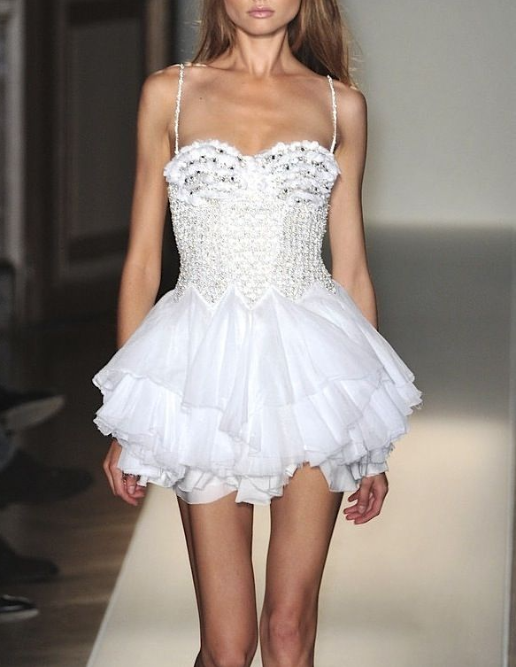 Charming Spaghetti Straps White Sweetheart Tulle Sequin Beaded A Line Short Graduation Homecoming Dress Cocktail Dress Y9297