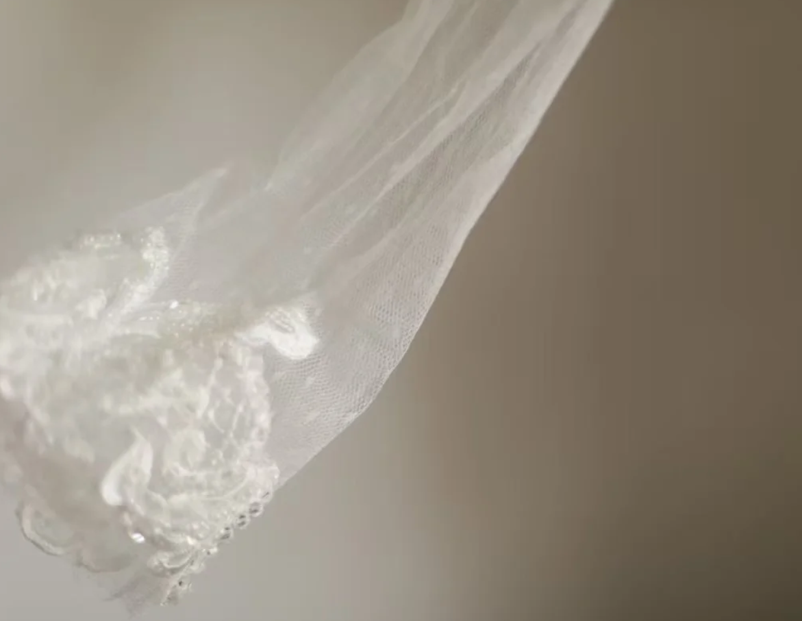 Charming White Tulle Chiffon Beaded Long Wedding Dress Backless Bridal Dress SP1175