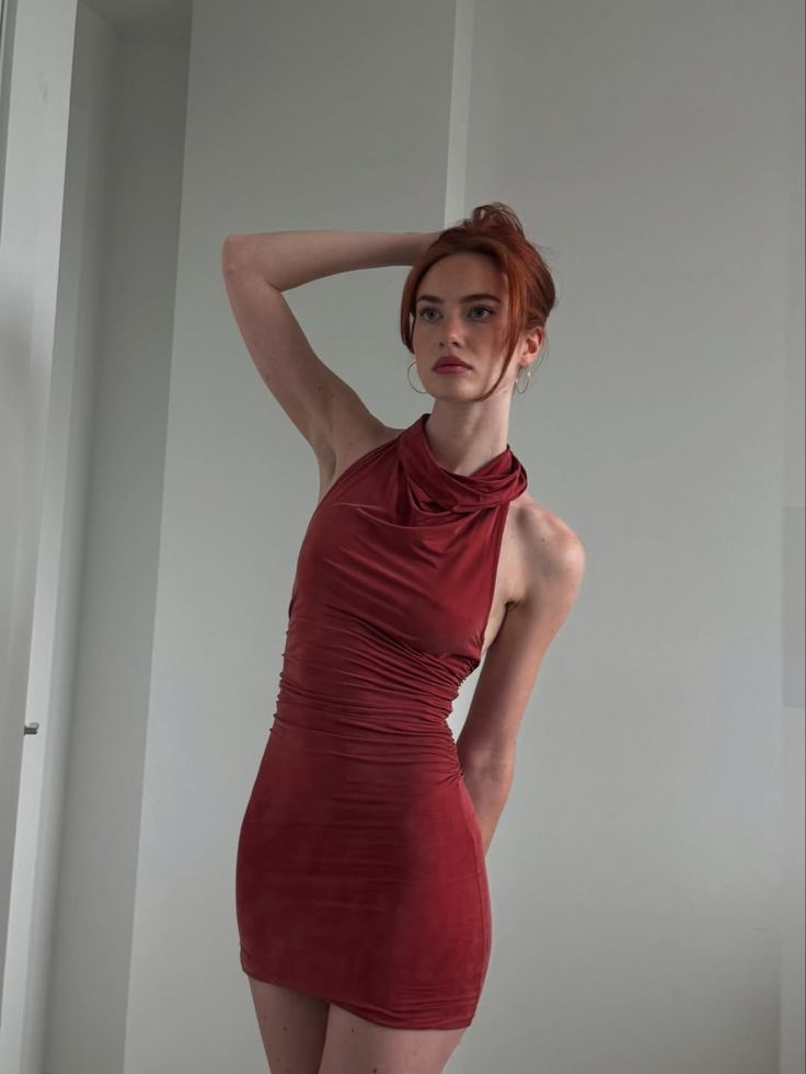 Elegant Burgundy Halter Sleeveless Sheath Short 8th Grade Homecoming Dress Cocktail Dress Y9926