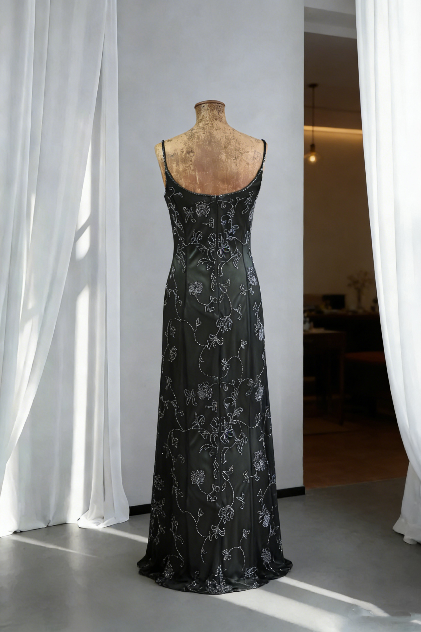 Unique Green Spaghetti Straps Satin Tulle Beaded Mermaid Long Evening Dress Birthday Outfits SP1810