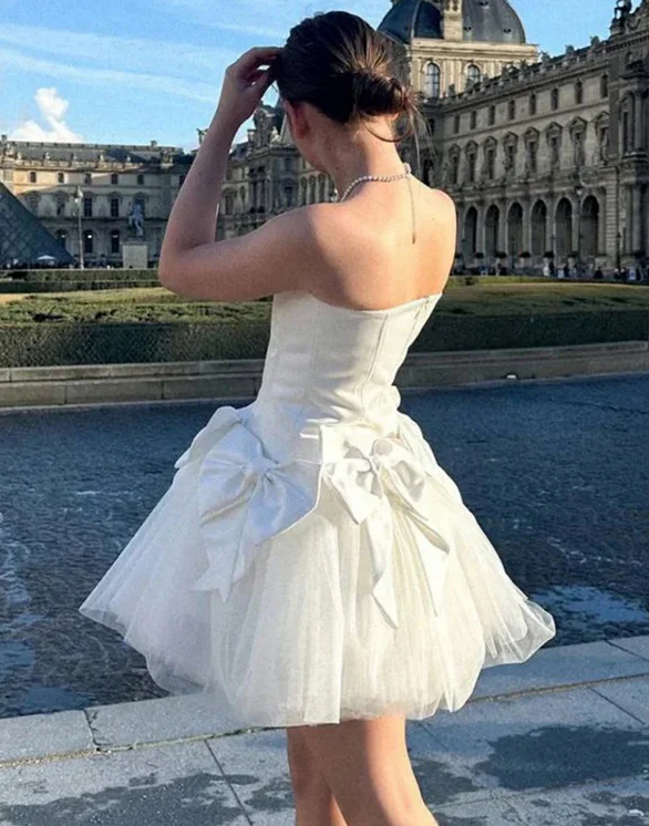 Trendy White Strapless A-Line Short Homecoming Dress 18th Birthday Outfits Y9200