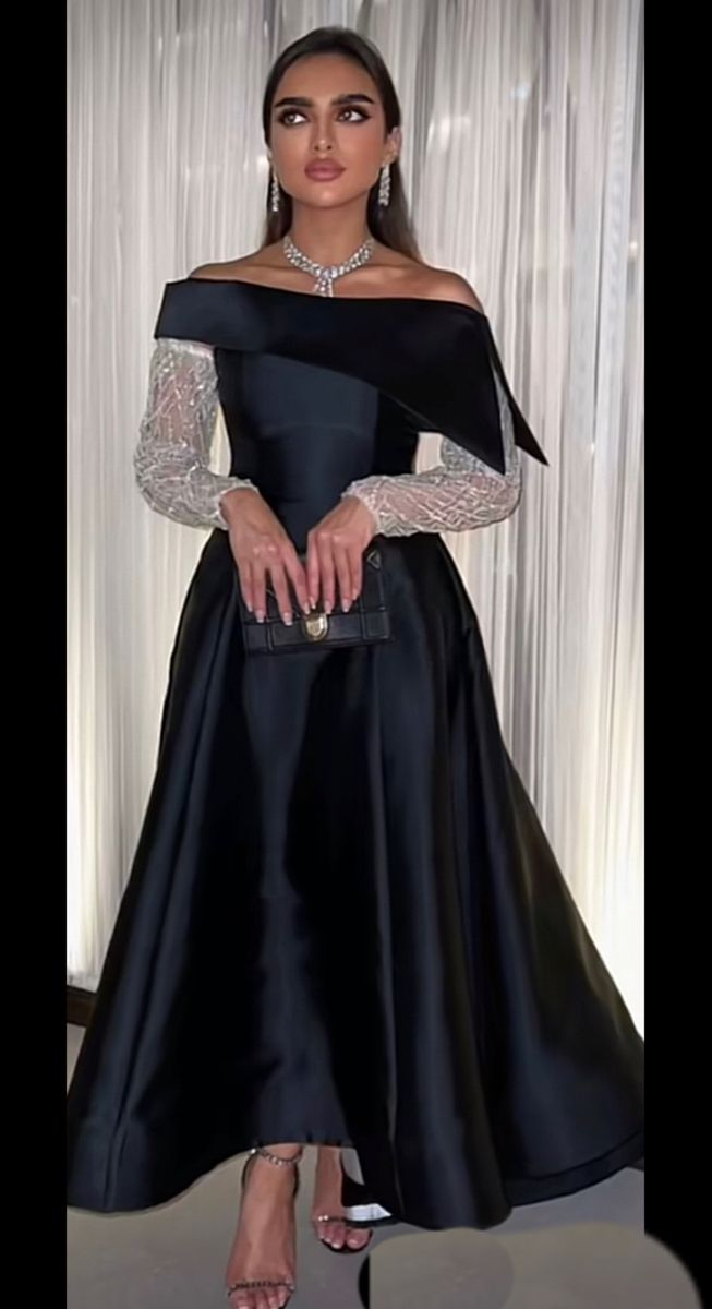 Boat neck 2025 evening gown