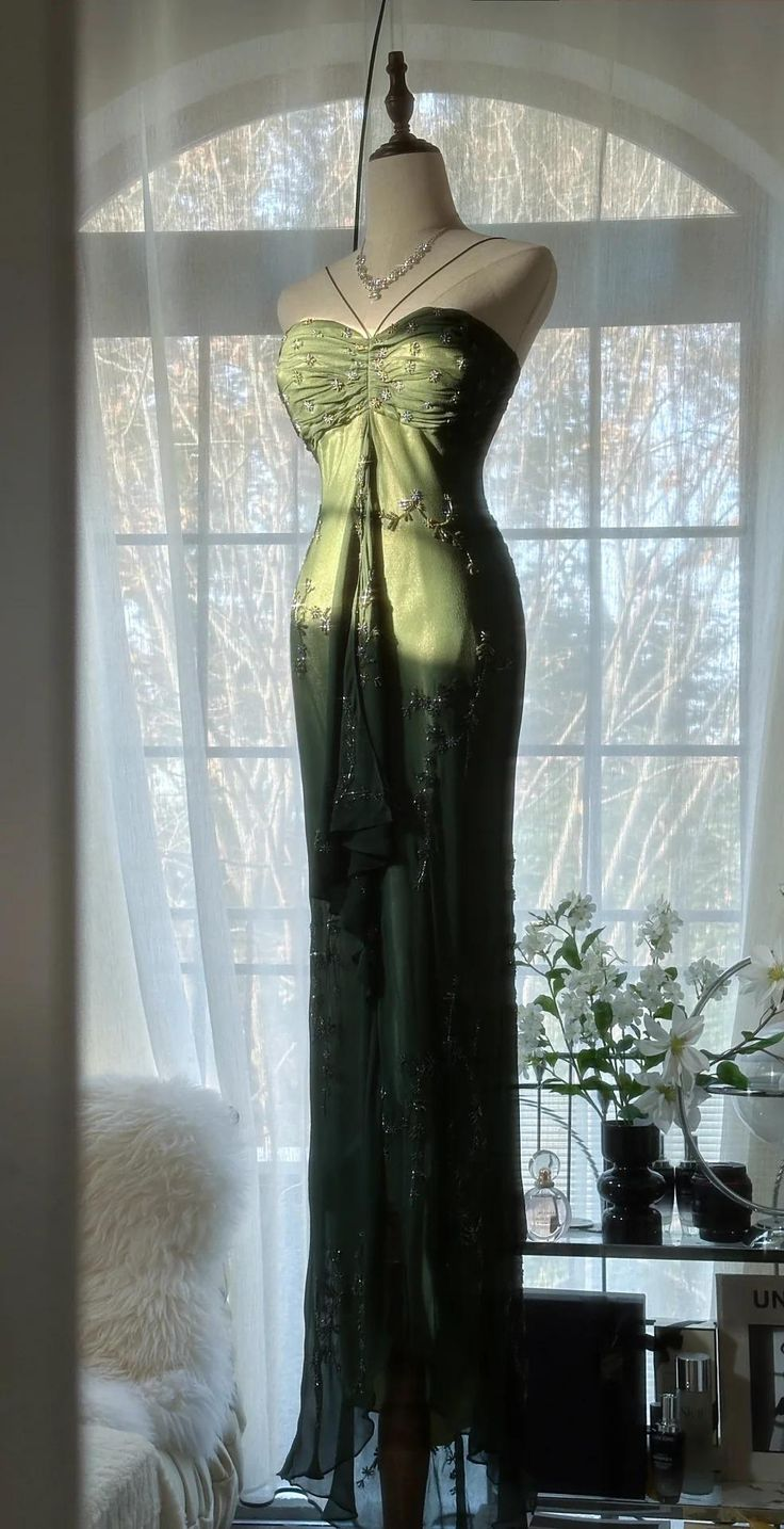Vintage Dark Green Bodycon Satin Beaded Prom Dress Long Evening Dress Y8557