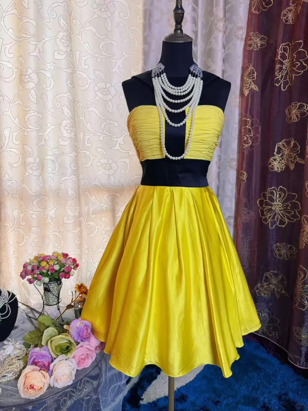 Sexy Yellow Black Splicing Satin A Line Short Homecoming Dress Cocktail Dress Y9758