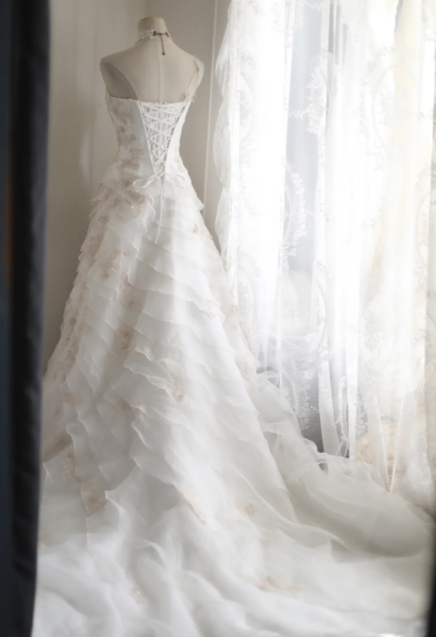 Vintage Strapless White tulle Layered Mermaid Long Wedding Dress Bridal Dress SP1247