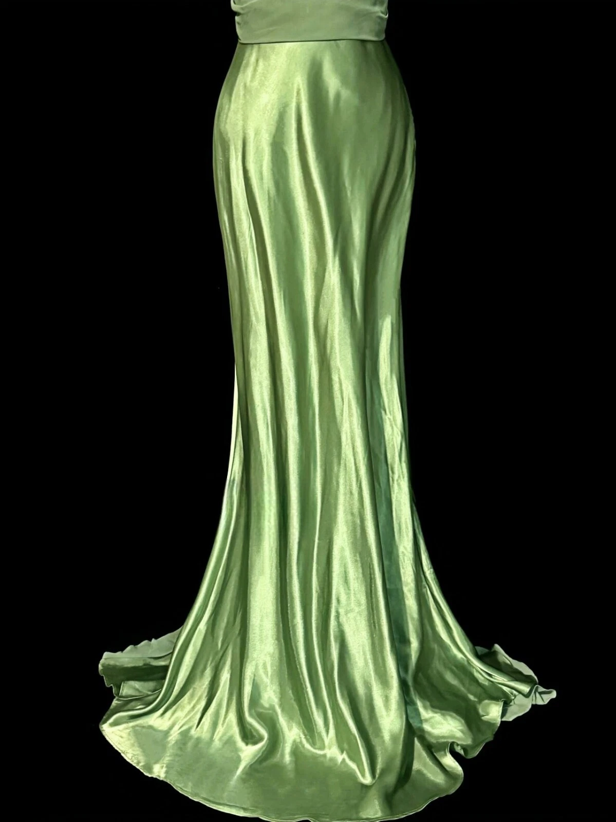 Gorgeous Temperament Green Prom Dress Satin V-Neck Backless Pleated Evening Dress Y8767