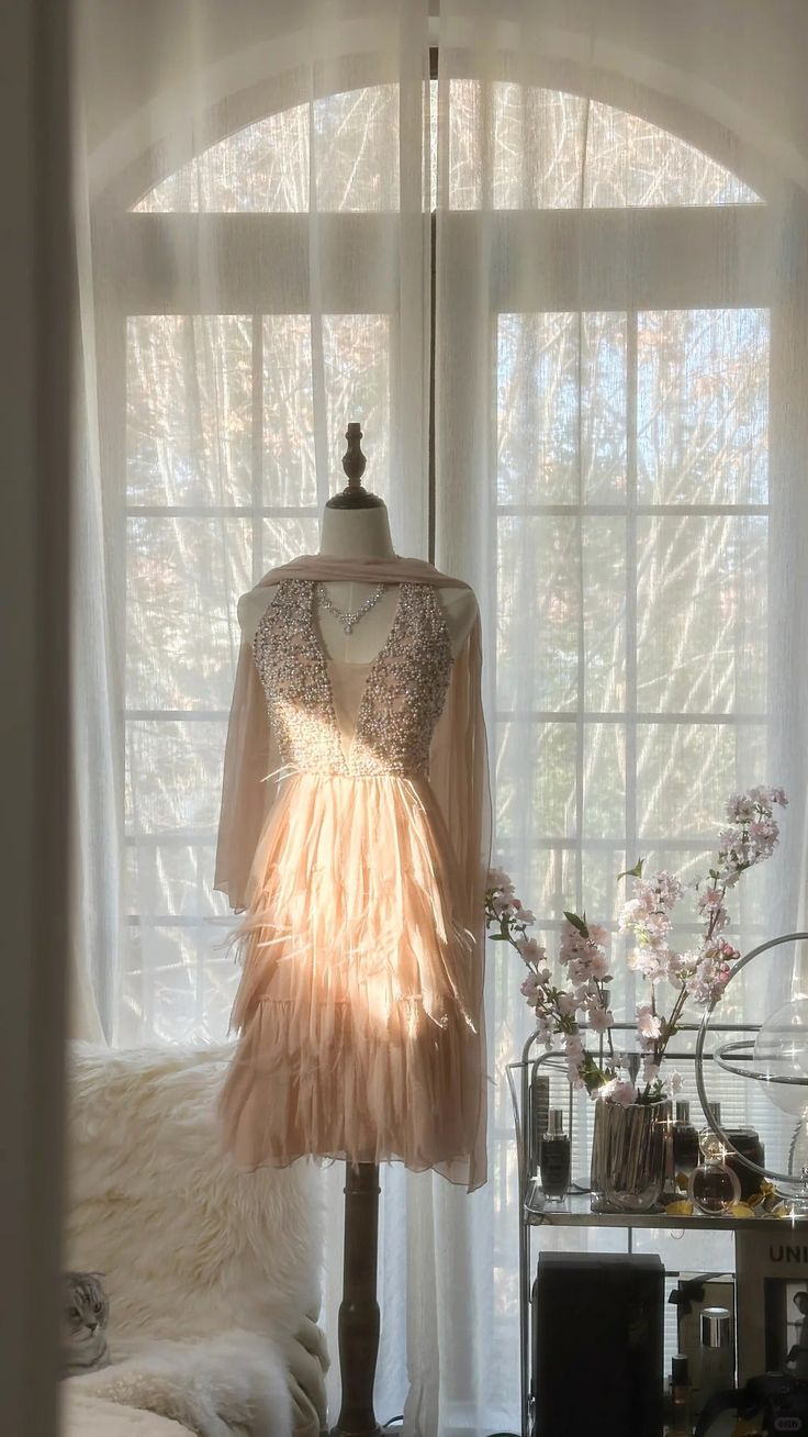 Elegant Pink Halter Chiffon Beaded Backless Short 7th Grade Homecoming Dress Cocktail Dress Y9213