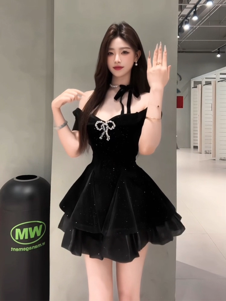 Vintage Black Off The Shoulder Velvet A Line Short Cocktail Dress Formal Homecoming Dress SP124