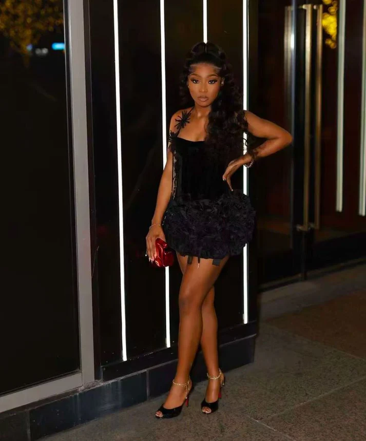 Vintage Black Satin Rose Pleated Halter Cocktail Dress Short Birthday Dress Homecoming Dress Y9321