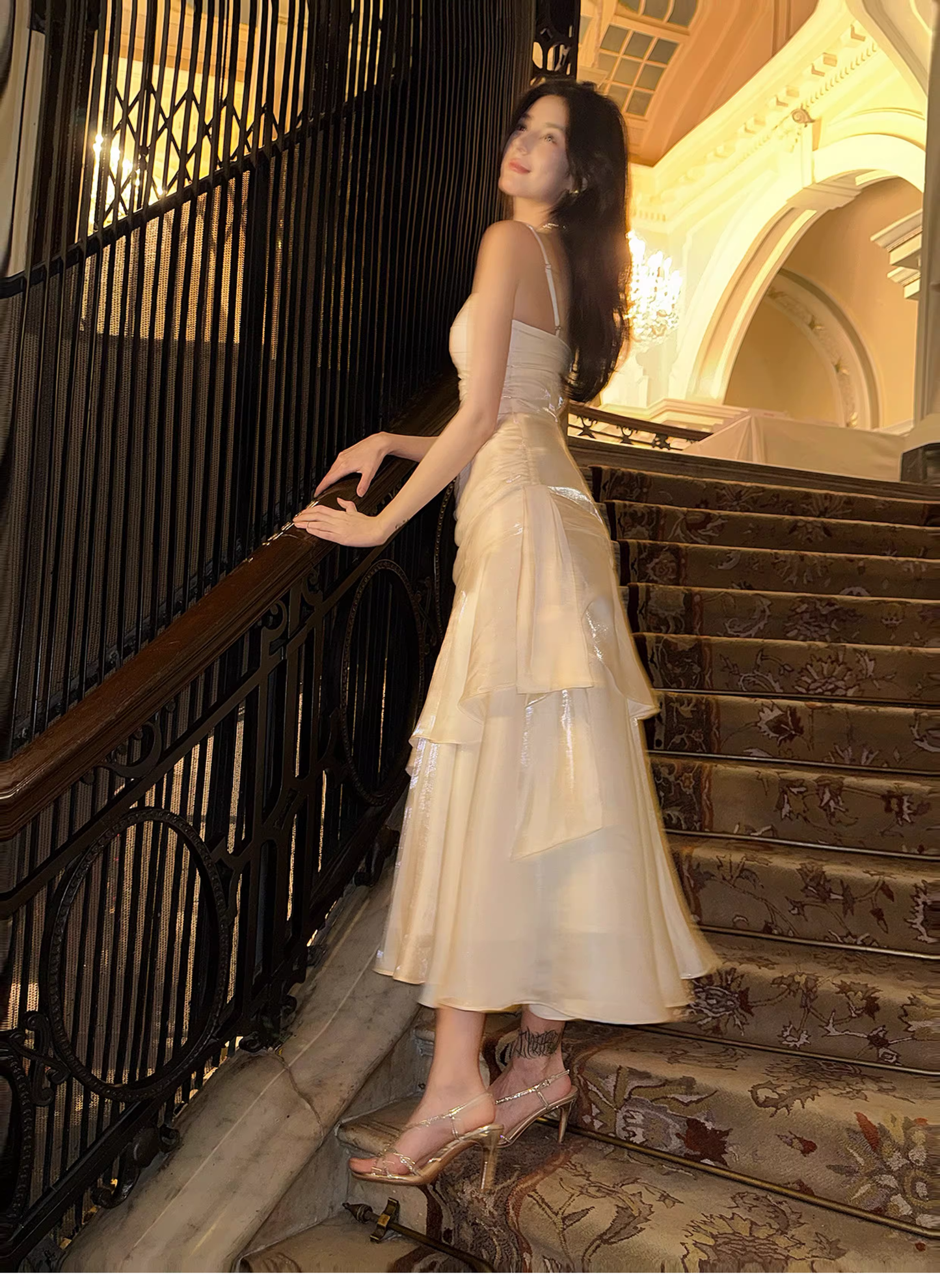 Charming White Spaghetti Strap Satin Ruffles Layered Mermaid Long Party Dress Prom Dress SP1985