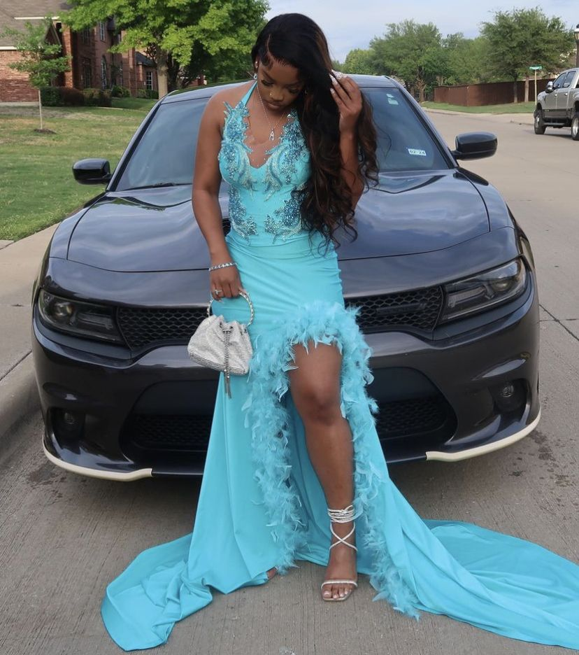 Sexy Sheath Halter Neckline Prom Dress With Train Y5916