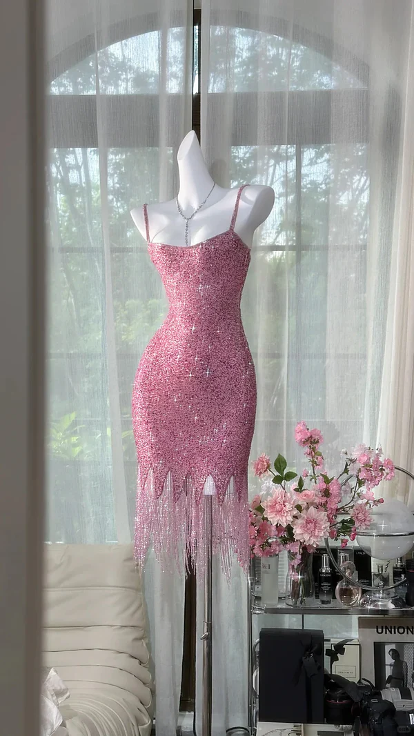 Sparkly Pink Spaghetti Straps Sheath Sequin Tassel Short Homecoming Dress 18th Birthday Outfits Y9075