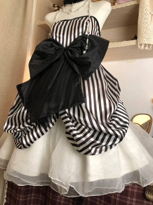 Cute Strapless Satin A Line Short Birthday Outfits Formal 8th Grade Homecoming Dress With Bow Y9766