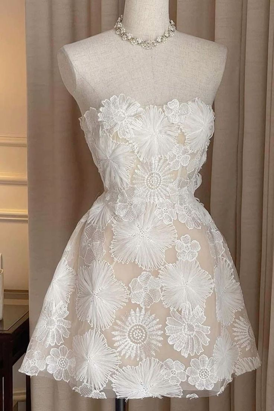 Classy Strapless White Lace Flowers A Line Short 20th Birthday Outfits Homecoming Dress SP203