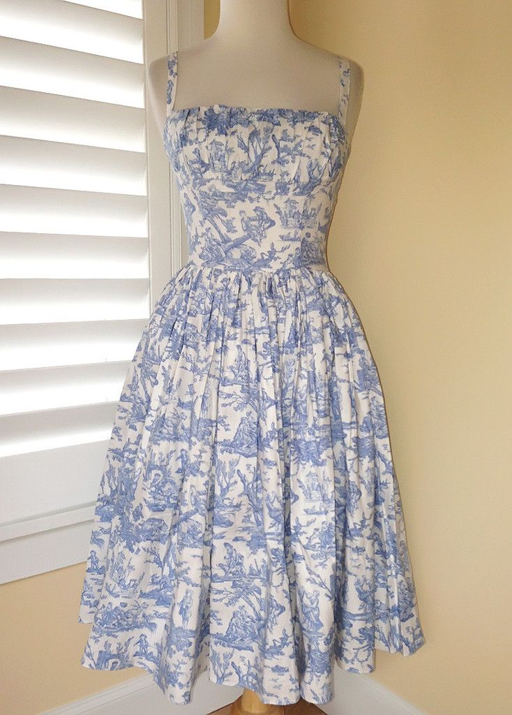 Vintage dress in blue and white "porcelain" print,short prom dress Y28 Simplepromdress Vintage dress in blue and white "porcelain" print,short prom dress Y28 Simplepromdress