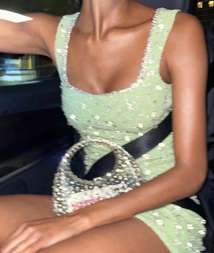 Gorgeous Yellow Sheath Sequin Beaded Short 18th Birthday Outfits Formal 6th Grade Homecoming Dress Y9237