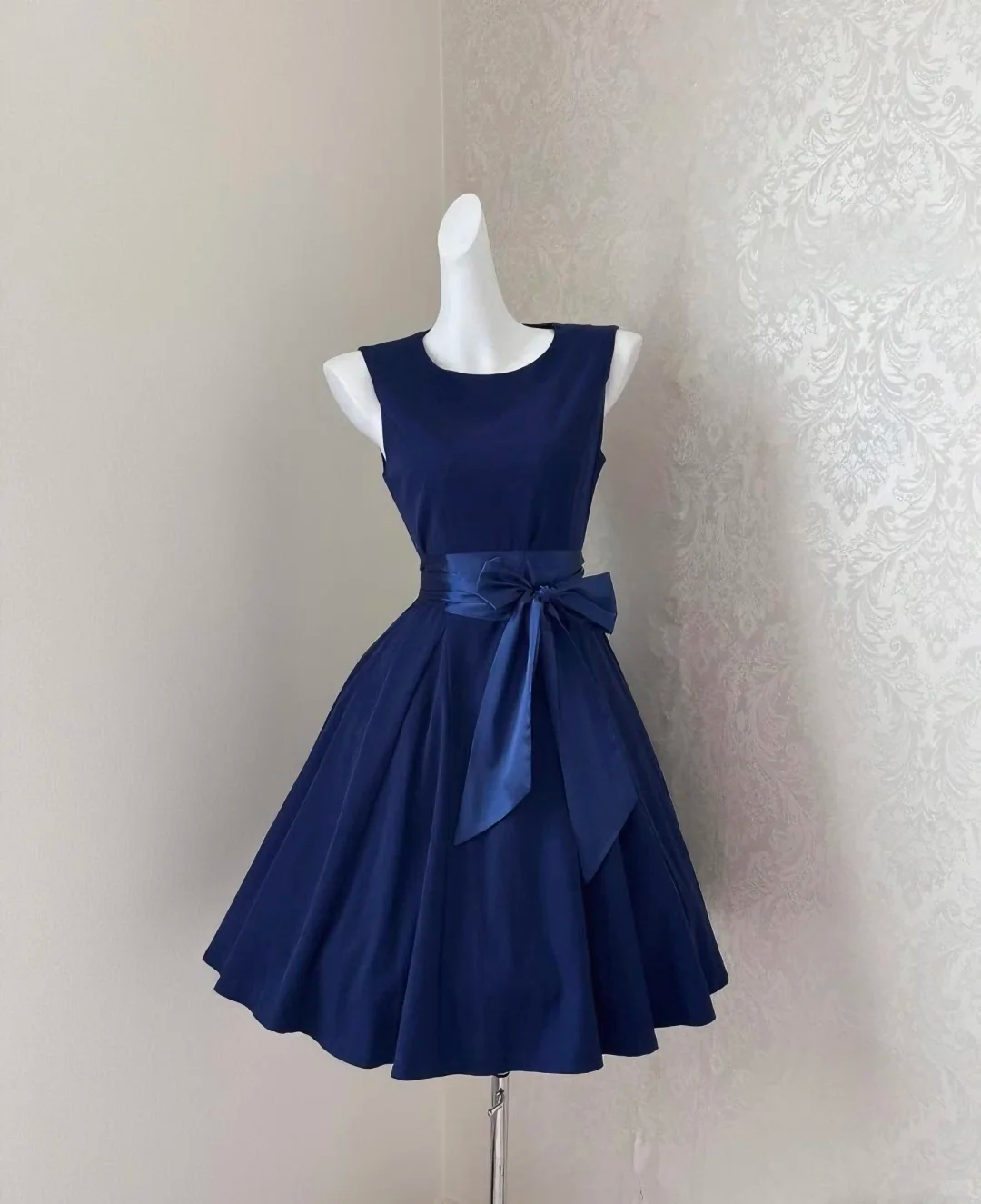 Vintage Sleeveless Blue Satin A Line Short Formal Homecoming Dress Cocktail Dress Y9216
