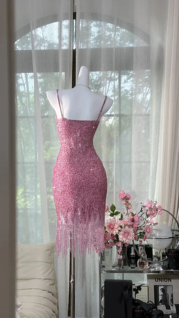 Sparkly Pink Spaghetti Straps Sheath Sequin Tassel Short Homecoming Dress 18th Birthday Outfits Y9075