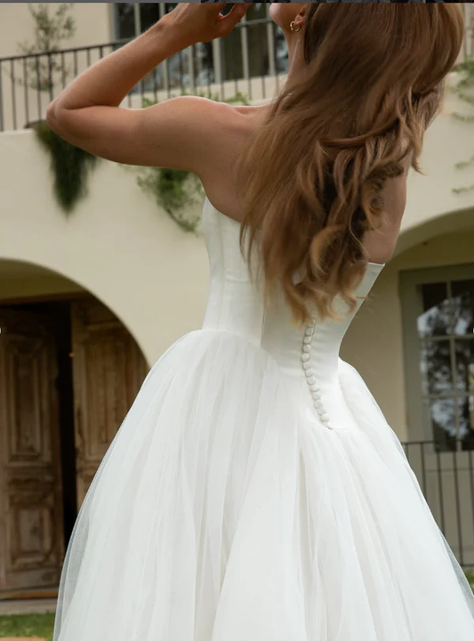 Romantic White A Line Tulle Formal Long Wedding Dress Y8084