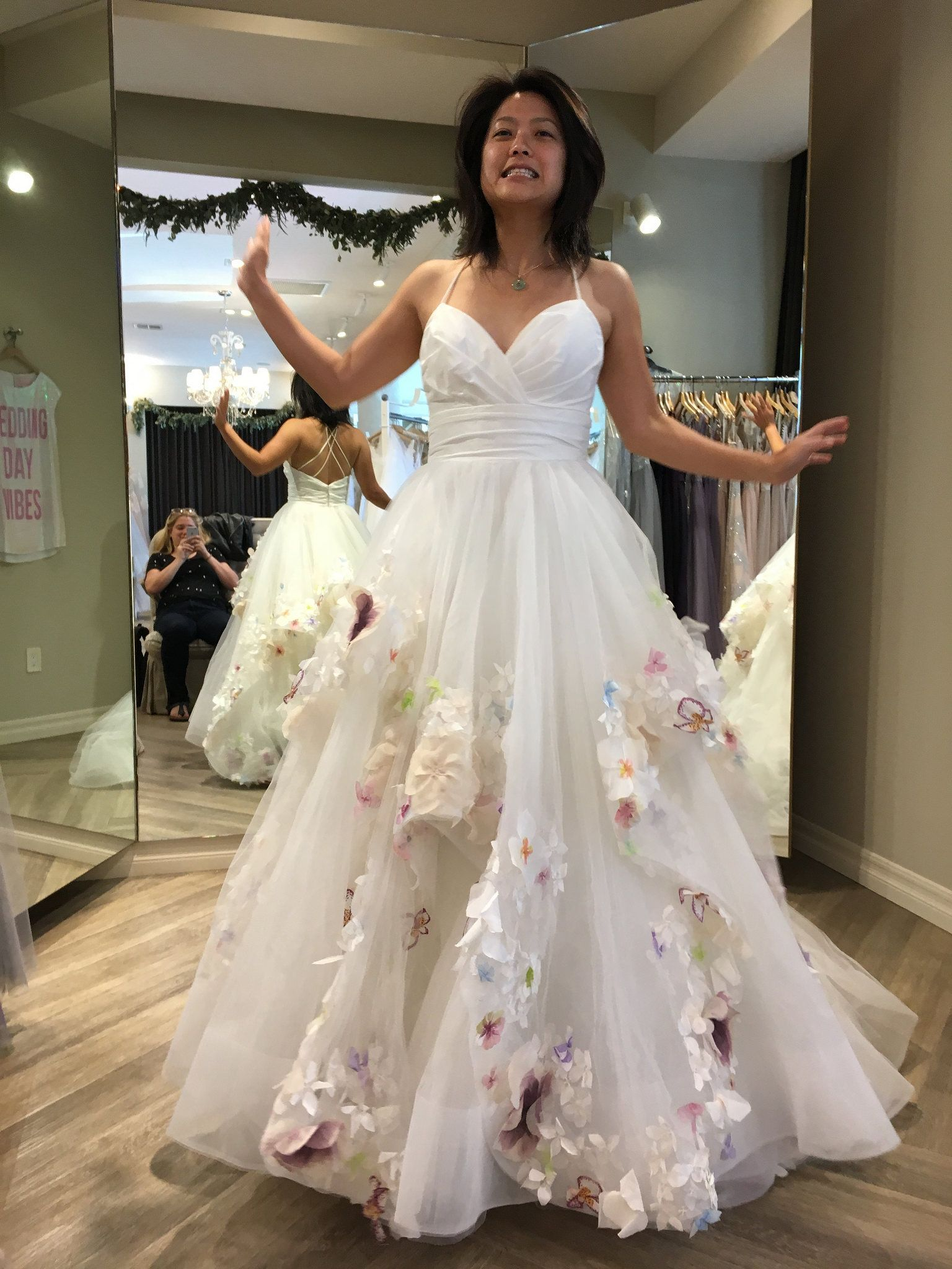 Gorgeous 3D Floral Applique A-line Wedding Dress Y2675 – Simplepromdress