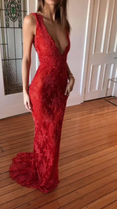 Charming Red V Neck Lace Mermaid Long Party Dress Formal Wedding Guest Dress SP1399