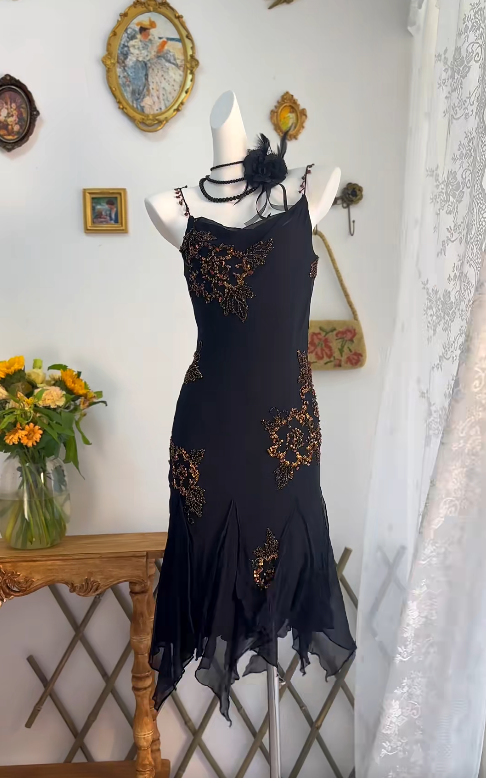 Pretty Spaghetti Straps Black Chiffon Beaded Long Prom Dress Birthday Party Gown Y9763