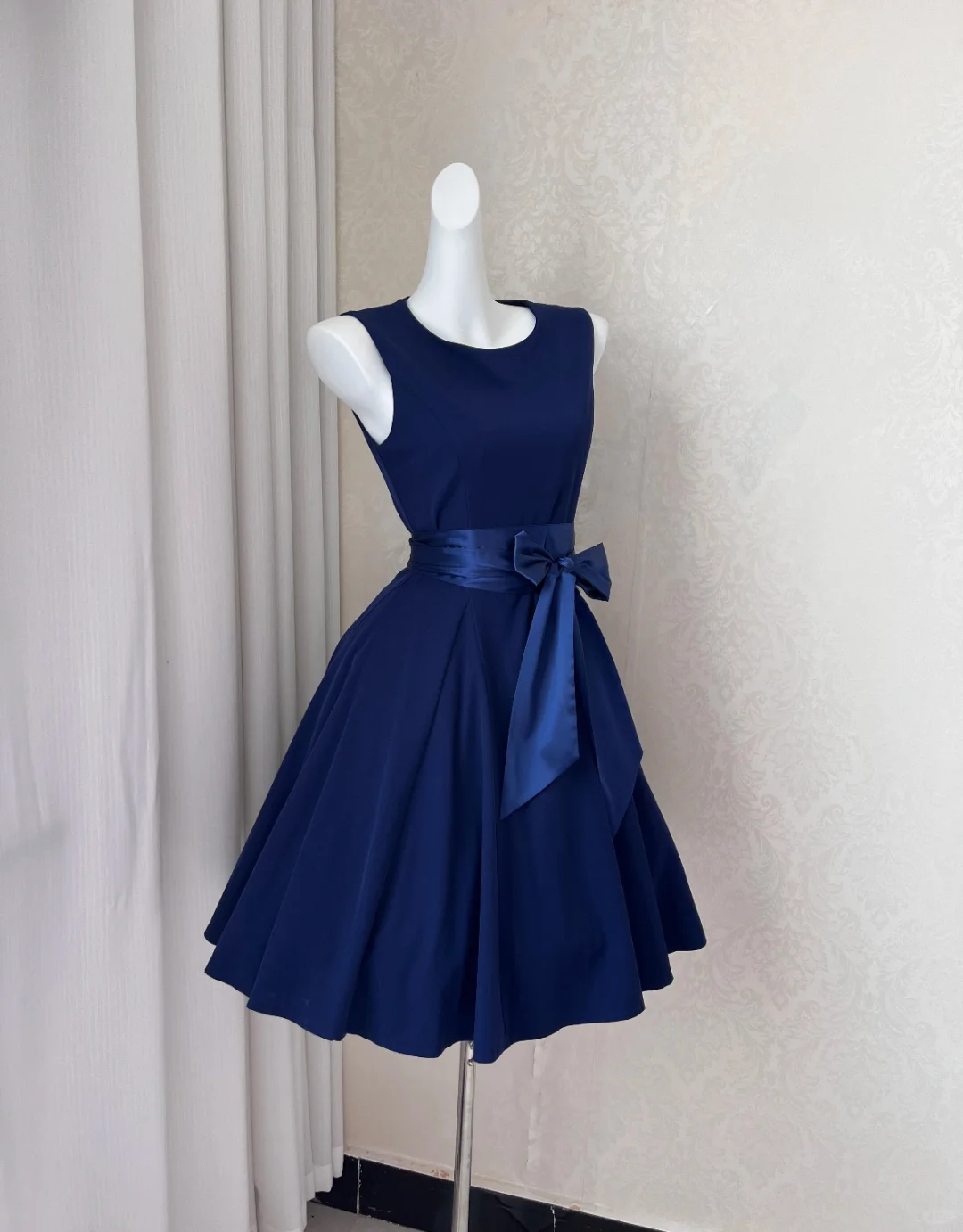 Vintage Sleeveless Blue Satin A Line Short Formal Homecoming Dress Cocktail Dress Y9216