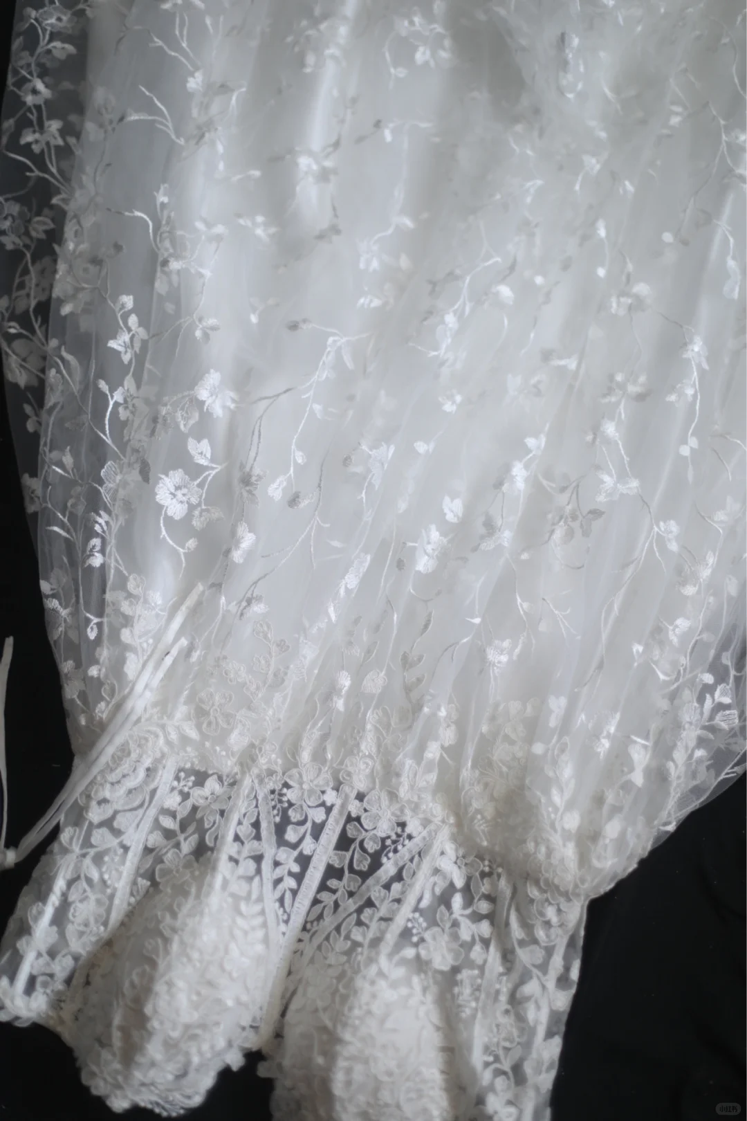 Pretty Spaghetti Straps White Lace A Line Formal Wedding Dress Y9032