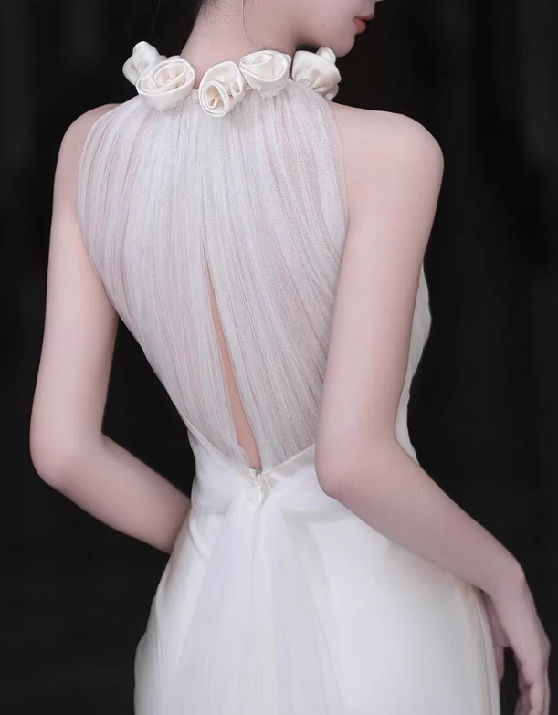 Charming Halter 3D Flowers Sleeveless White Satin Mermaid Long Wedding Dress Formal Bridal Dress SP2019