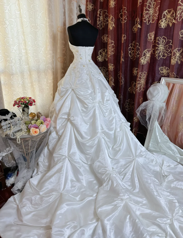 Vintage Strapless Satin Pleated Beaded Bridal Dress White Long Wedding Dress SP1611