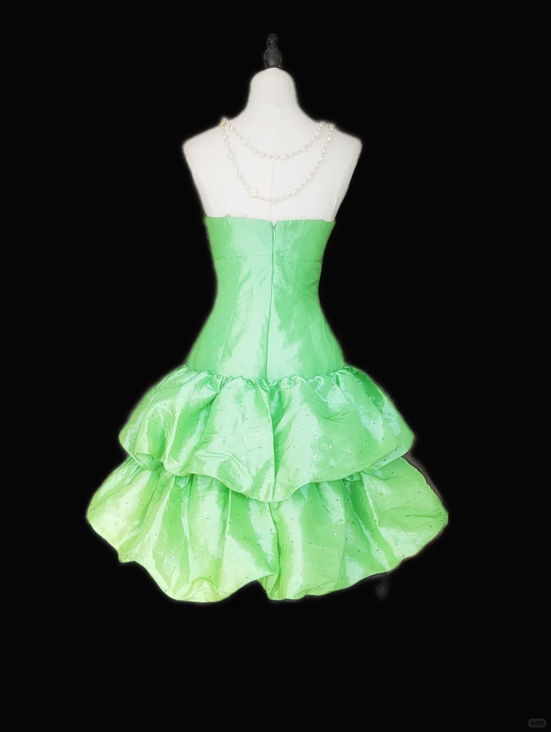 Cute Lemon Green Sweetheart Neck Satin Pleated Layered A Line Short Birthday Outfits Formal 7th Grade Homecoming Dress Y9225