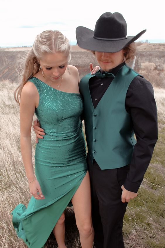 Prom dresses that sales go with cowboy boots