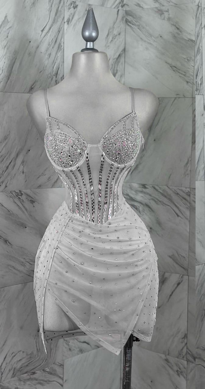 Gorgeous Spaghetti Straps White Chiffon Sequin Sheath 7th Grade Homecoming Dress Sexy Cocktail Dress Y9163