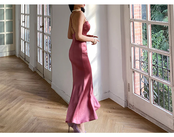 Glamorous Mermaid Backless Cross-up Satin Prom Dress Y2669
