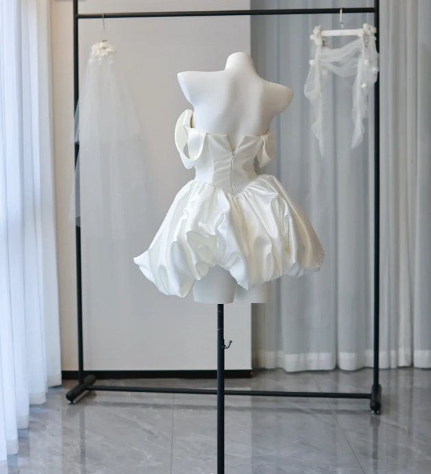 Classy Off The Shoulder White Satin Beaded A Line Short Homecoming Dress Formal Birthday Outfits Y9292