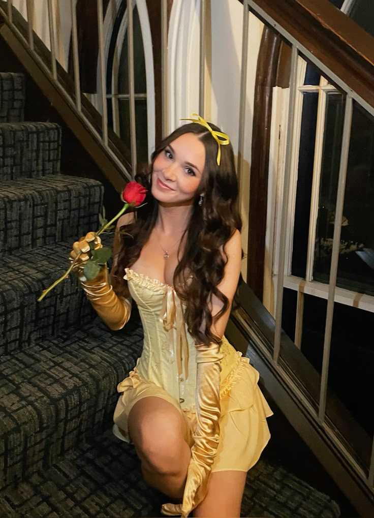 Strapless Yellow Satin Chiffon Short 21th Birthday Outfits Cute Formal Homecoming Dress With Gloves Y9610