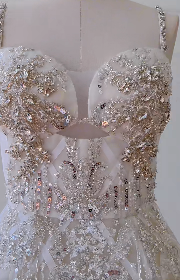 Gorgeous White Organza Beaded A Line Mini Wedding Dress Formal Homecoming Dress Y9049