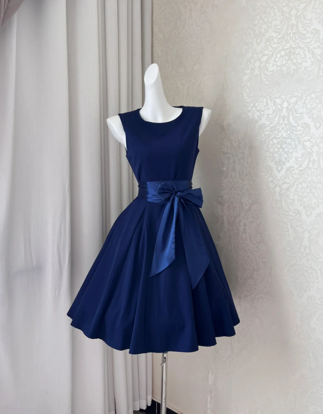 Vintage Sleeveless Blue Satin A Line Short Formal Homecoming Dress Cocktail Dress Y9216