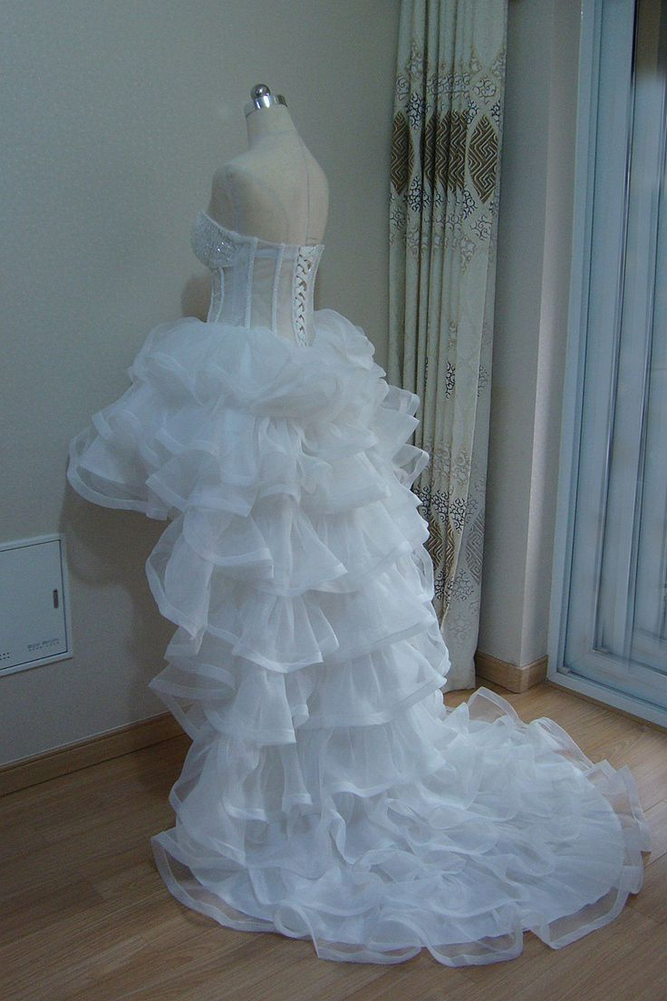 Elegant White Sweetheart Tulle Layered High Low Party Wedding Dress Bridal Dress Y9138