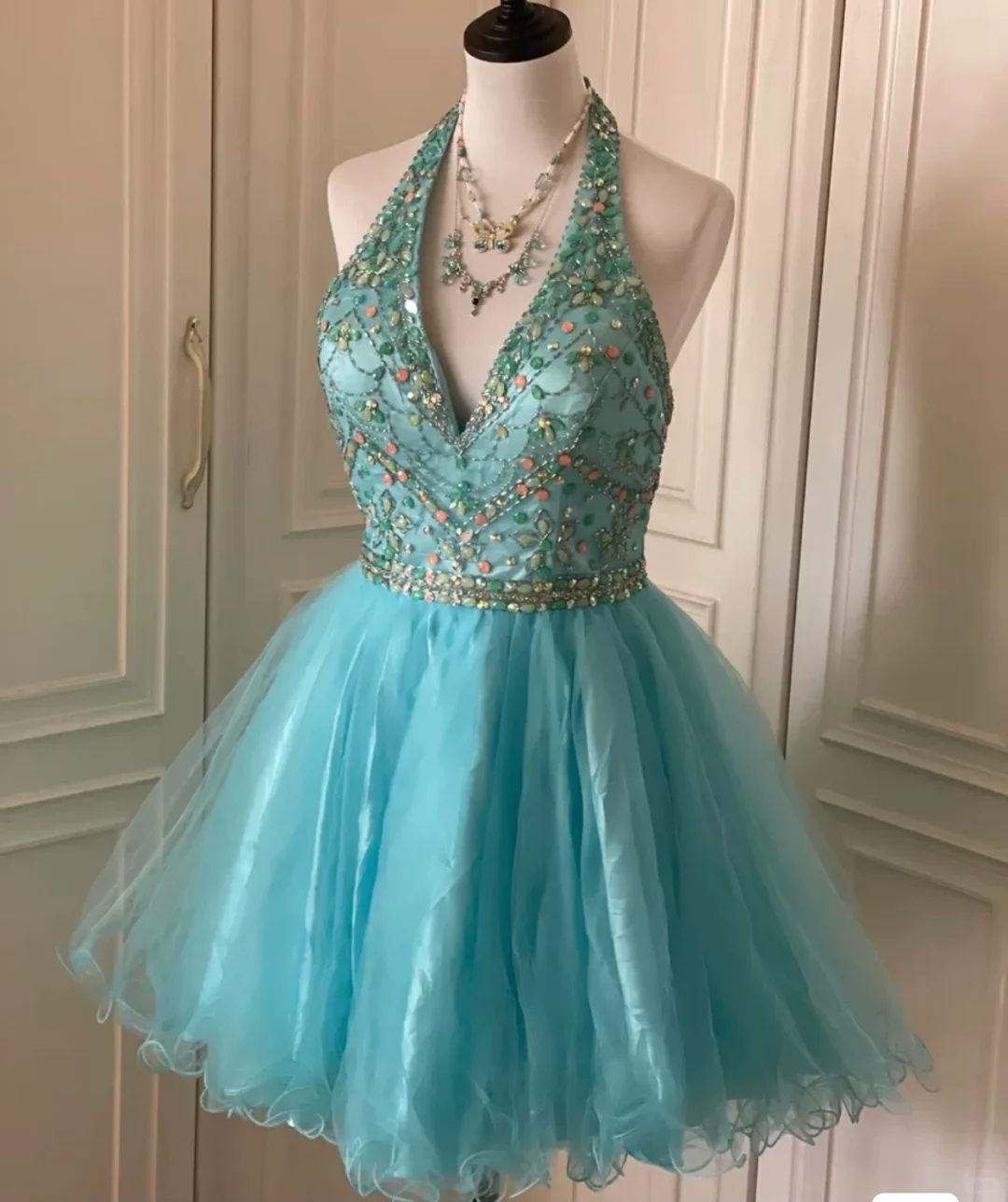 Gorgeous Halter Tulle Beaded Short Birthday Outfits Blue A Line Homecoming Dress Y9054