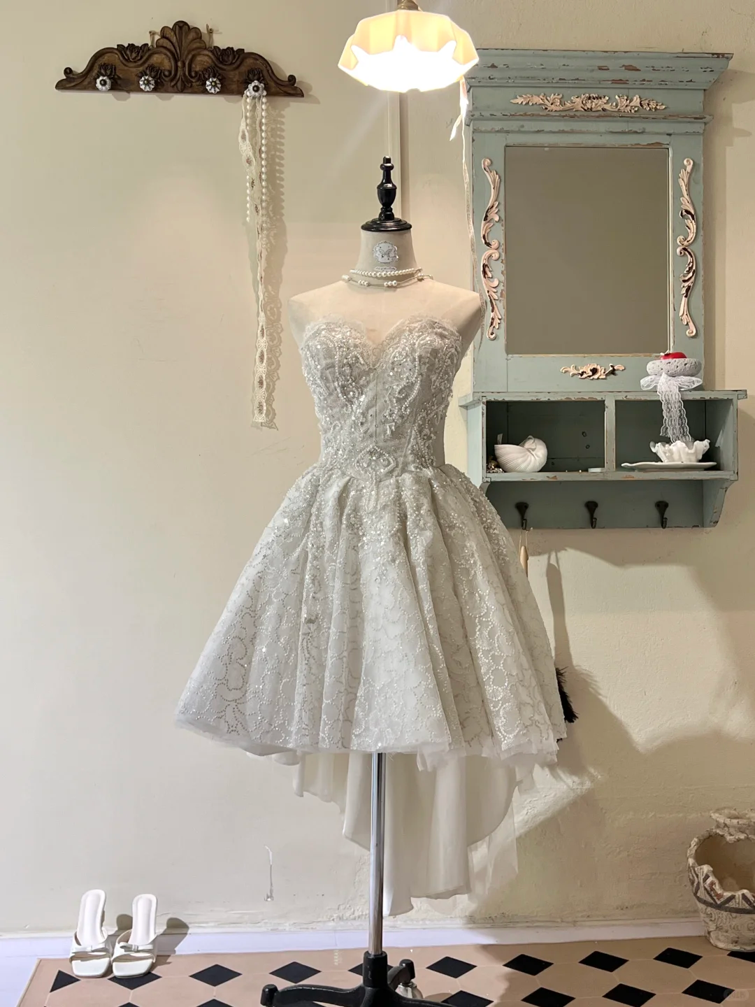 Sparkly Sweetheart Neck Lace Sequin Beaded White Short 16th Princess Birthday Outfits Formal Homecoming Dress Y9211